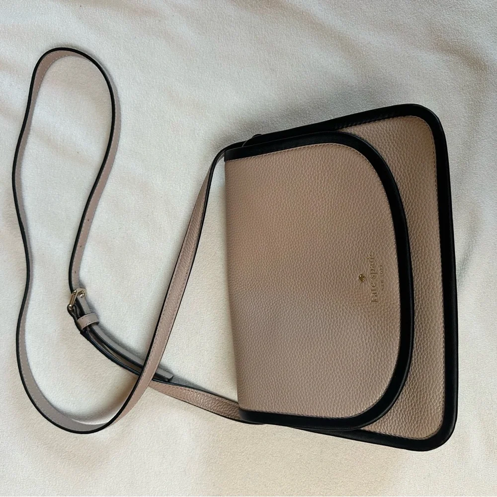 Kate Spade Ivy Crossbody Bag in Rose Cloud - Picture 5 of 9